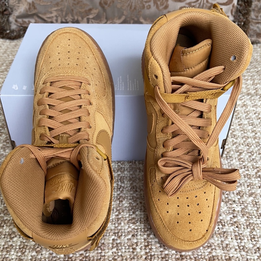Nike Air Force 1 Hight LV8 3 Youth - Picture 12 of 16